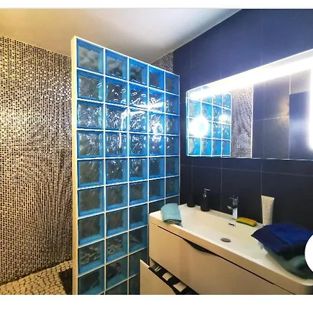 Logement Hyper-centre Idéalement Situé Home-voltaire Appartement Angers