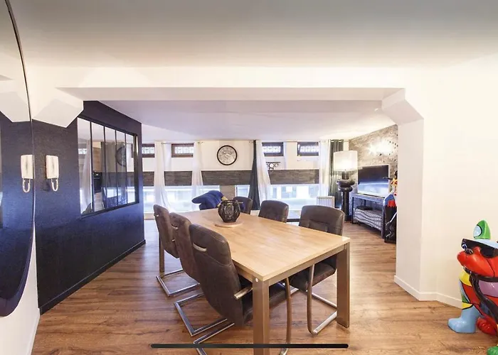 Logement Hyper-centre Idealement Situe Home-voltaire Angers