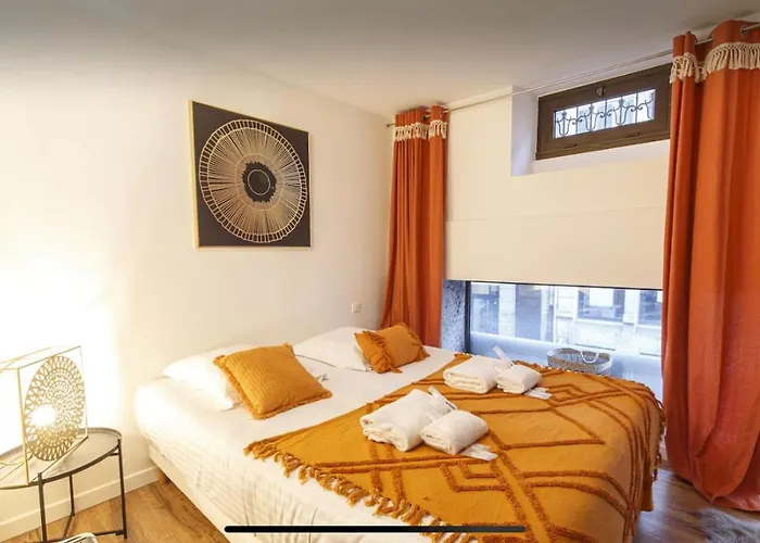 Logement Hyper-centre Idealement Situe Home-voltaire شقة